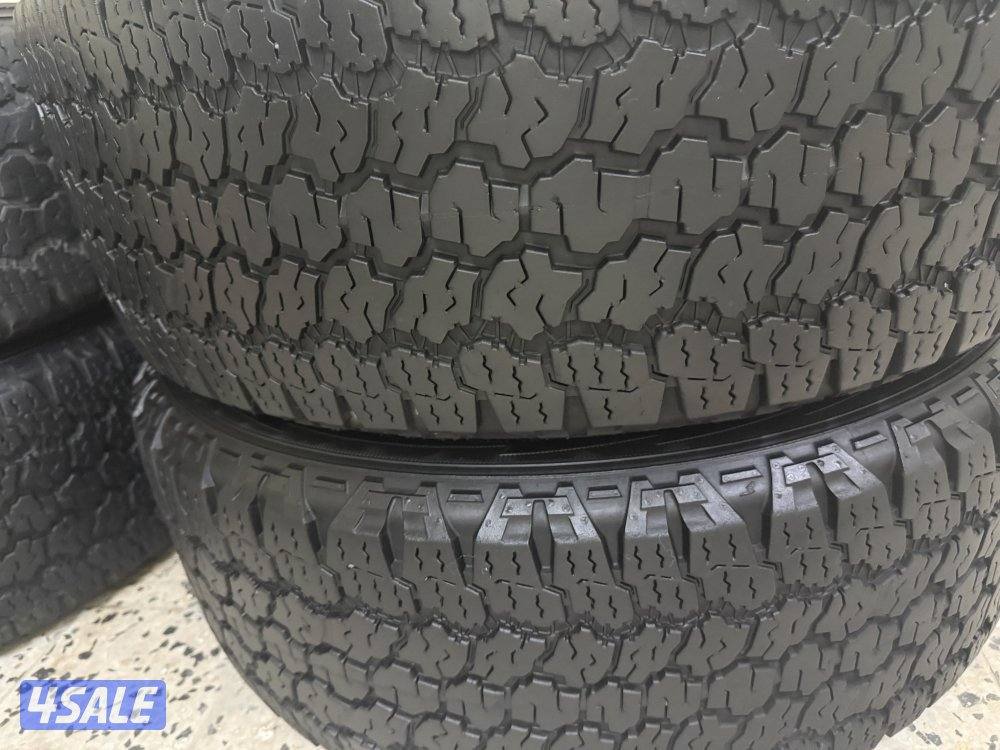 تواير Goodyear حجم 20 بحالة شبة جديده2