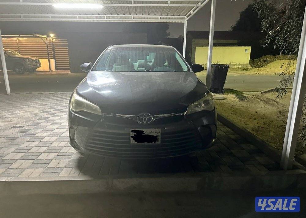 كامري 2017 رمادي .. ماشي 180 الف تقريبا0
