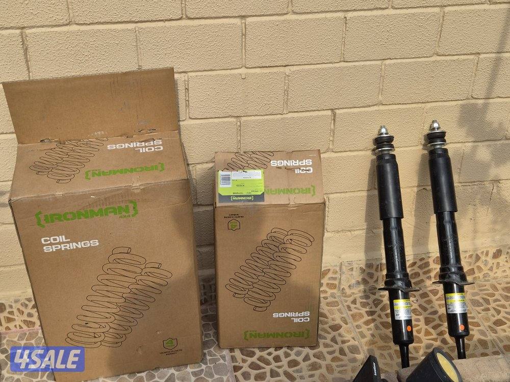 للبيع عدد ٤ سبرنقات اف جي وكالة اصلي و معاونات امامي استعمال شهرين3