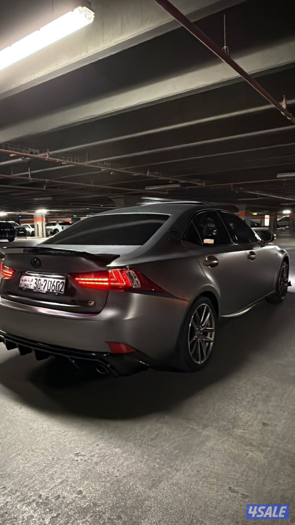 للبيع لكزس is350-SPORT موديل 2015 شرط الفحص3