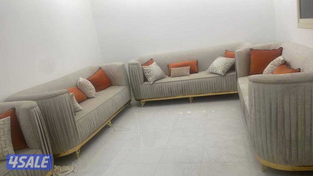 قنفات شبه جديده استعمال خفيف مع توصيل1