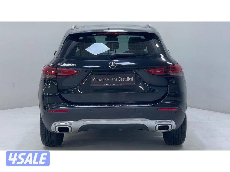 Mercedes-Benz GLA6