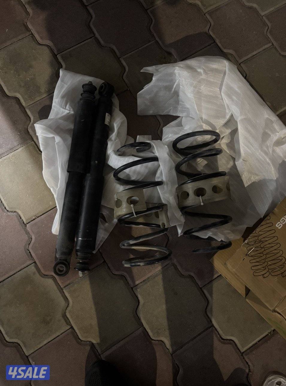 للبيع معاونات وسبرنقات افجي وكالة امامي وخلفي0