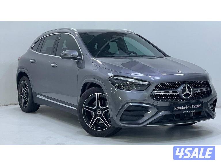 Mercedes-Benz GLA1