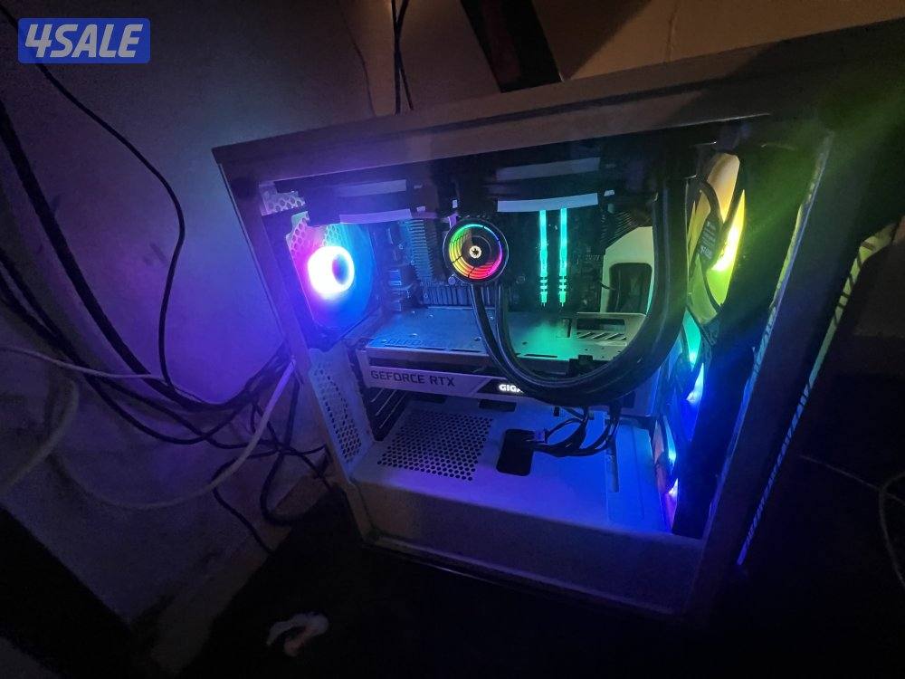 للبيع كمبيوتر قيمنق1