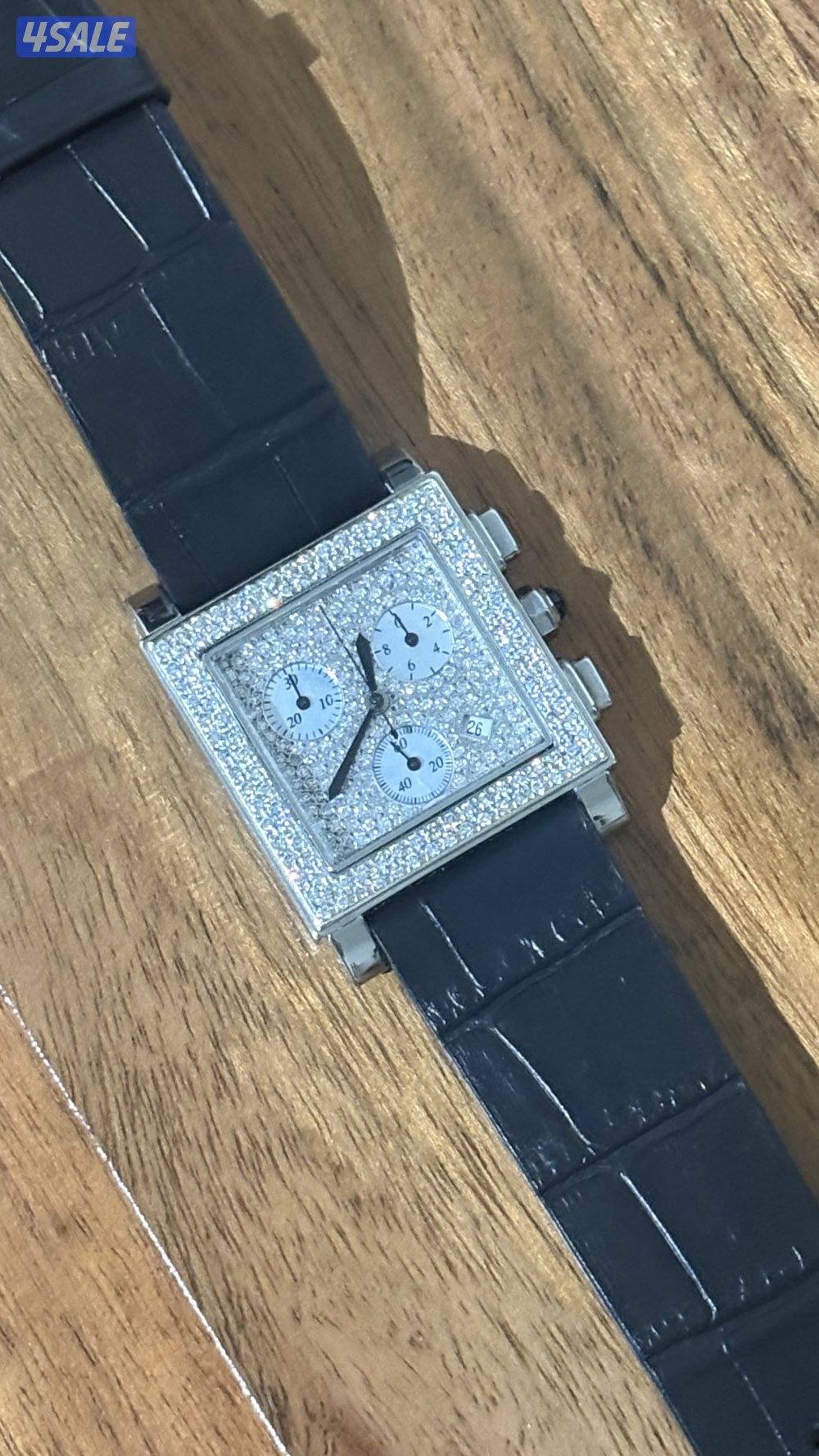 للبيع ساعه بارثلي الماس بالكامل وصدف وكاله0