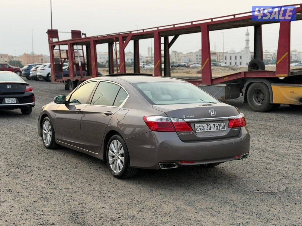 اكورد ماشي 116 بحالة المصنع 20150