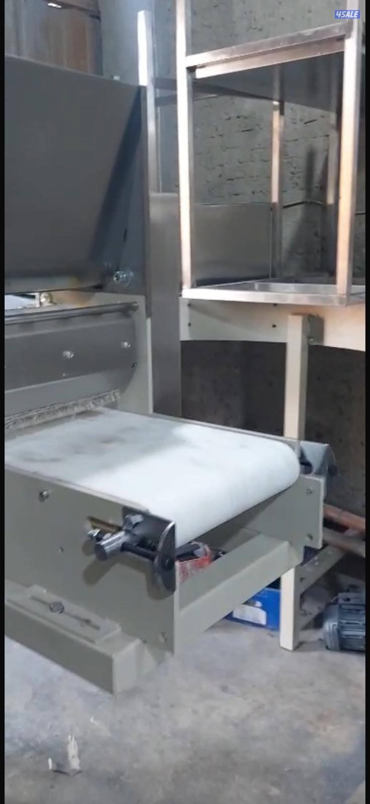 للبيع فرادة عجين استعمال خفيف نظيفه جدآ2