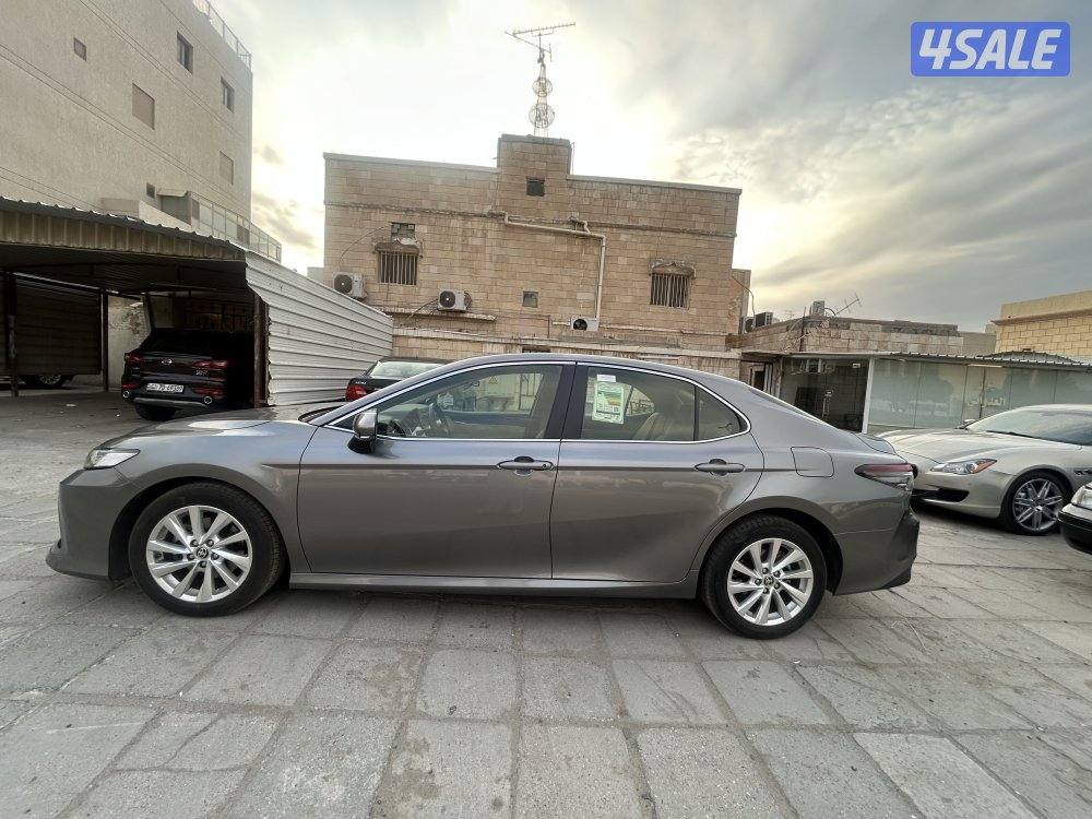 كامري LE 2024 صبغ الوكاله بحالة الوكاله ماشي 44 الف10