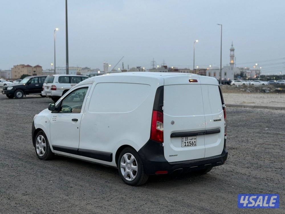 سيارة مجهزه لمشروع غسيل2