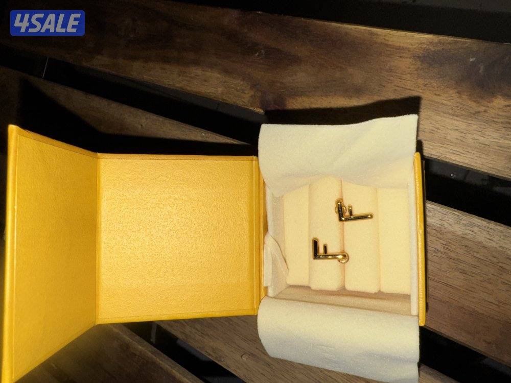 ماركة فندي الأصلية، Fendi original1