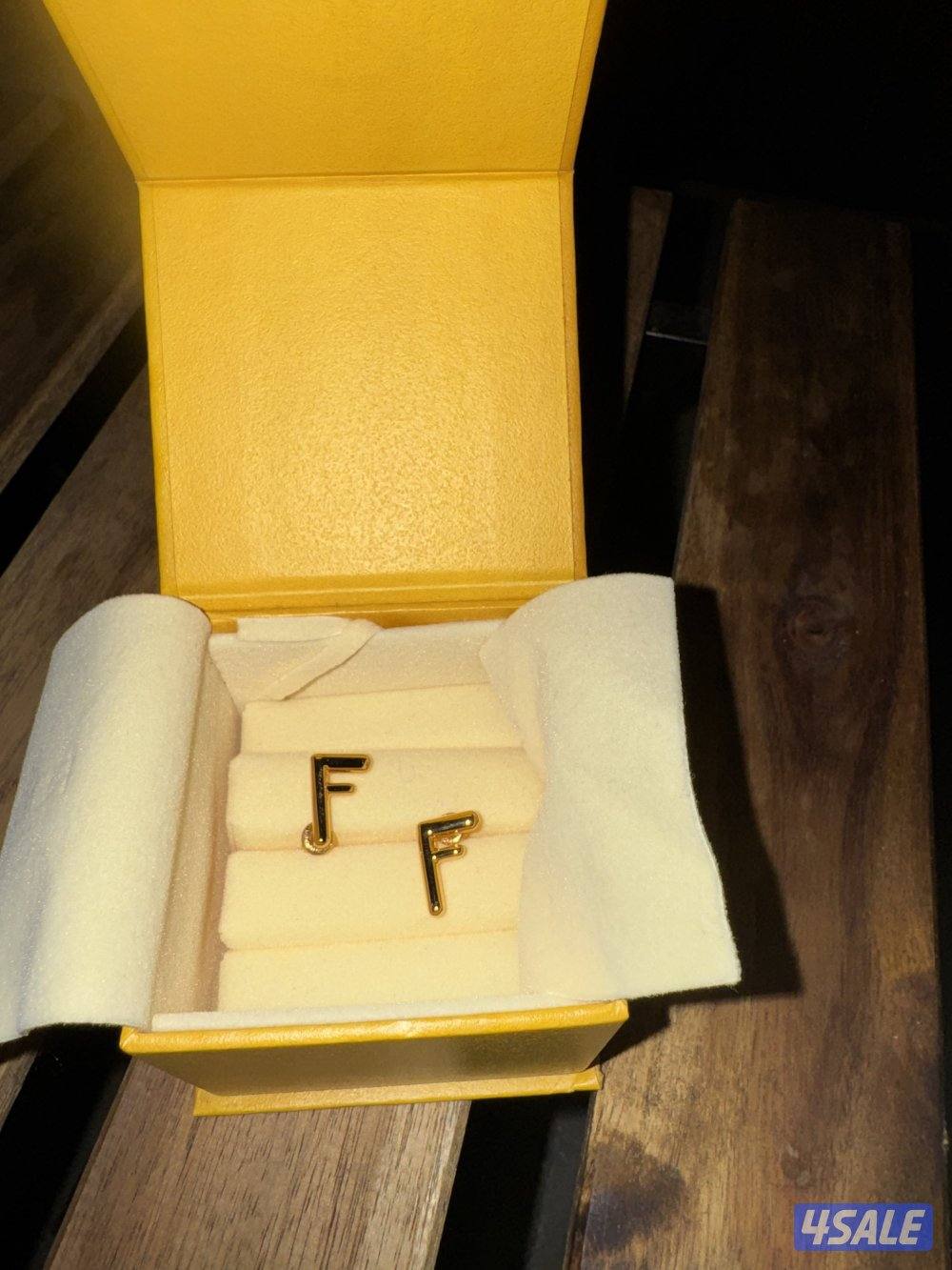 ماركة فندي الأصلية، Fendi original2