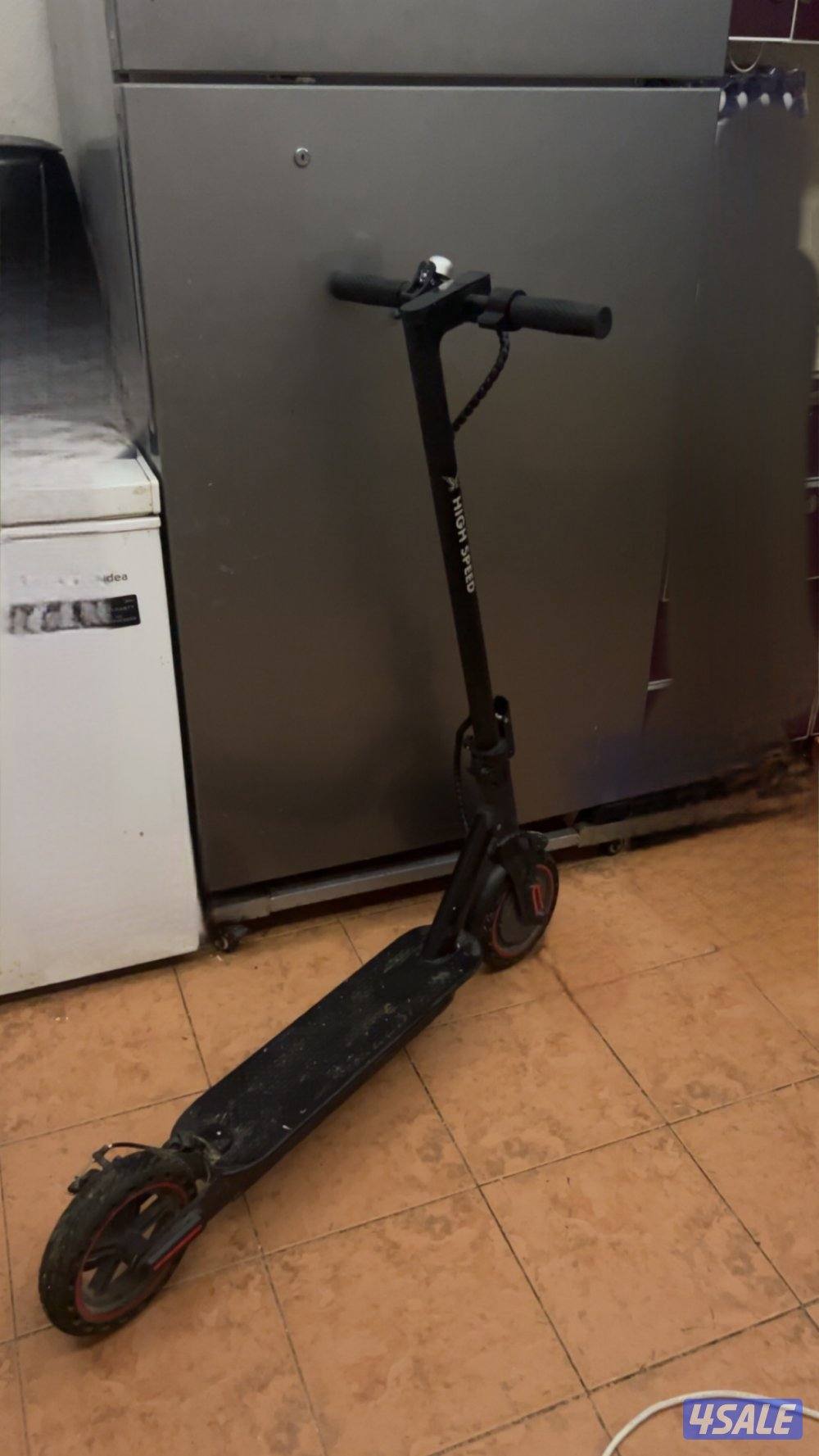 سكوتر الكتروني للبيع ٣٥ دك سرعه ٧٠ كيلومتر0
