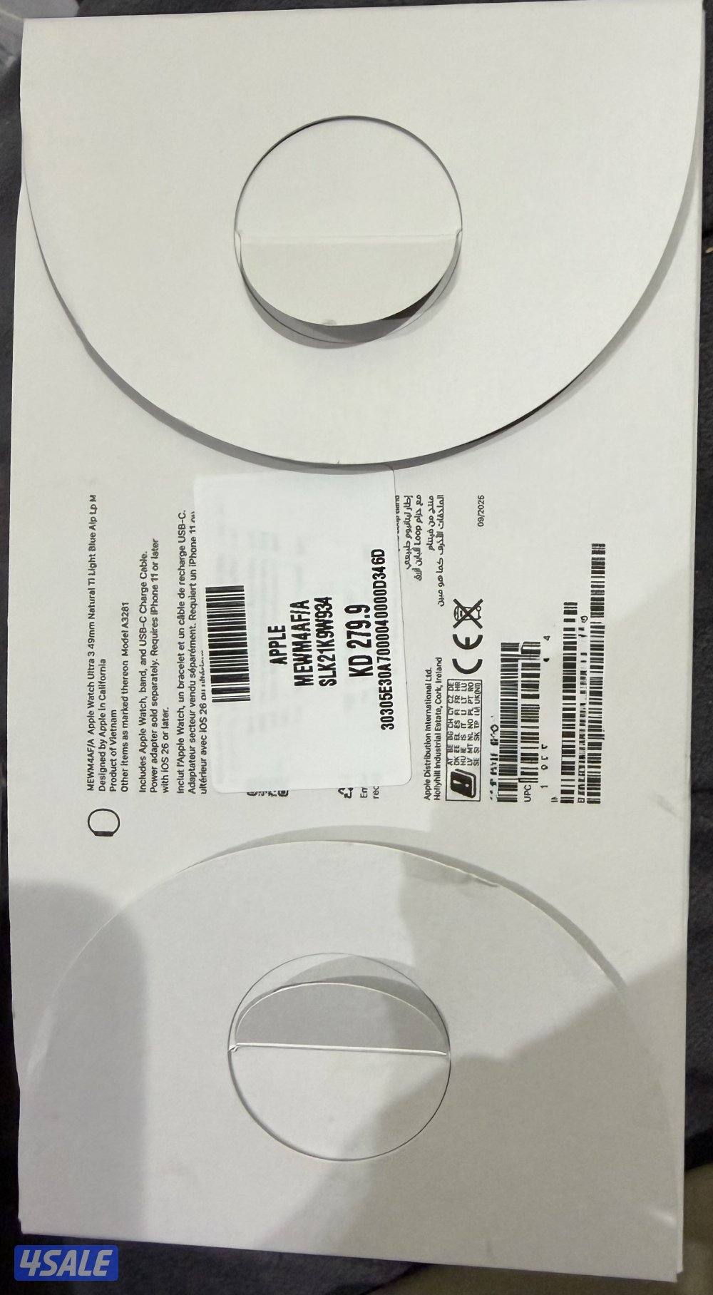 ساعة ابل الترا 3 كامل مرفقات تعتبر كالجديده لون تيتانيوم سلفر1