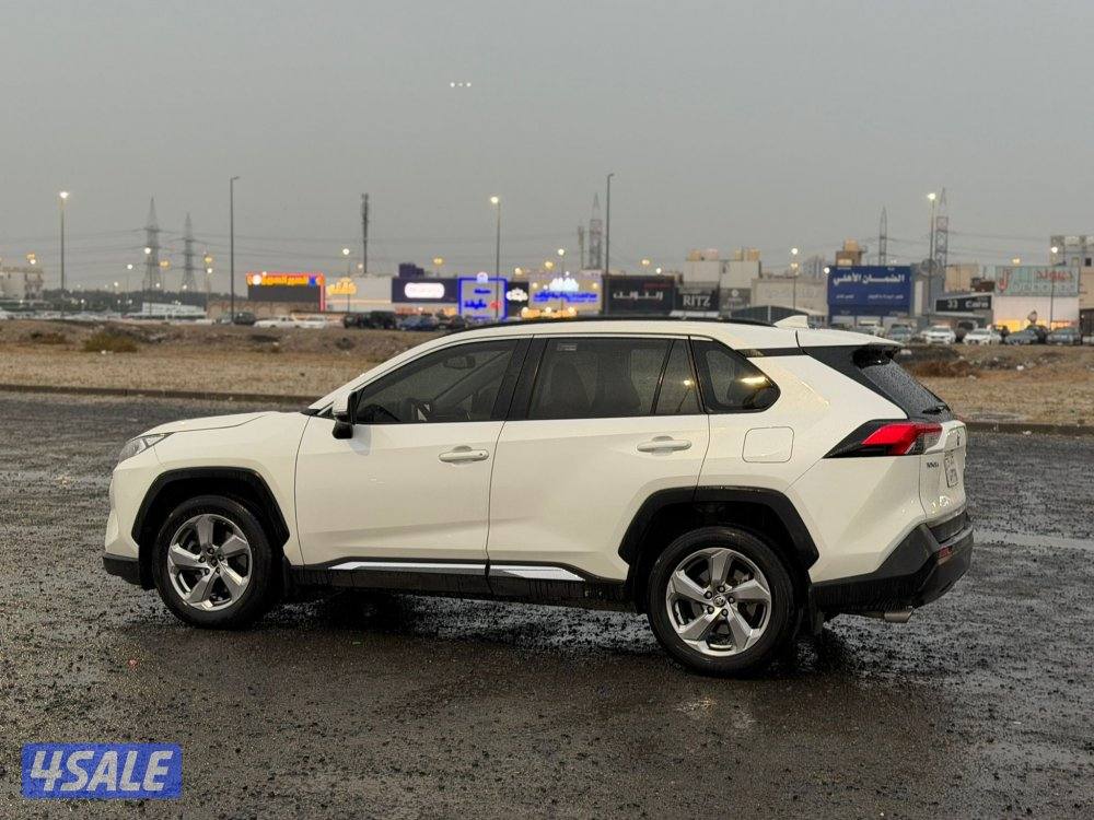 راف فور 2021 عداد 89 فقط1