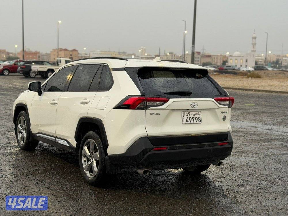 راف فور 2021 عداد 89 فقط0