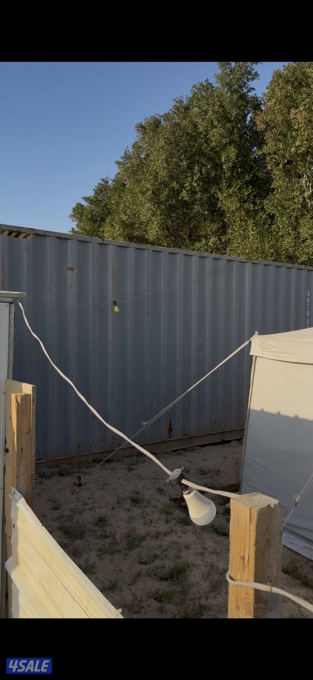 للبيع كونتينر ٤٠ قدم3