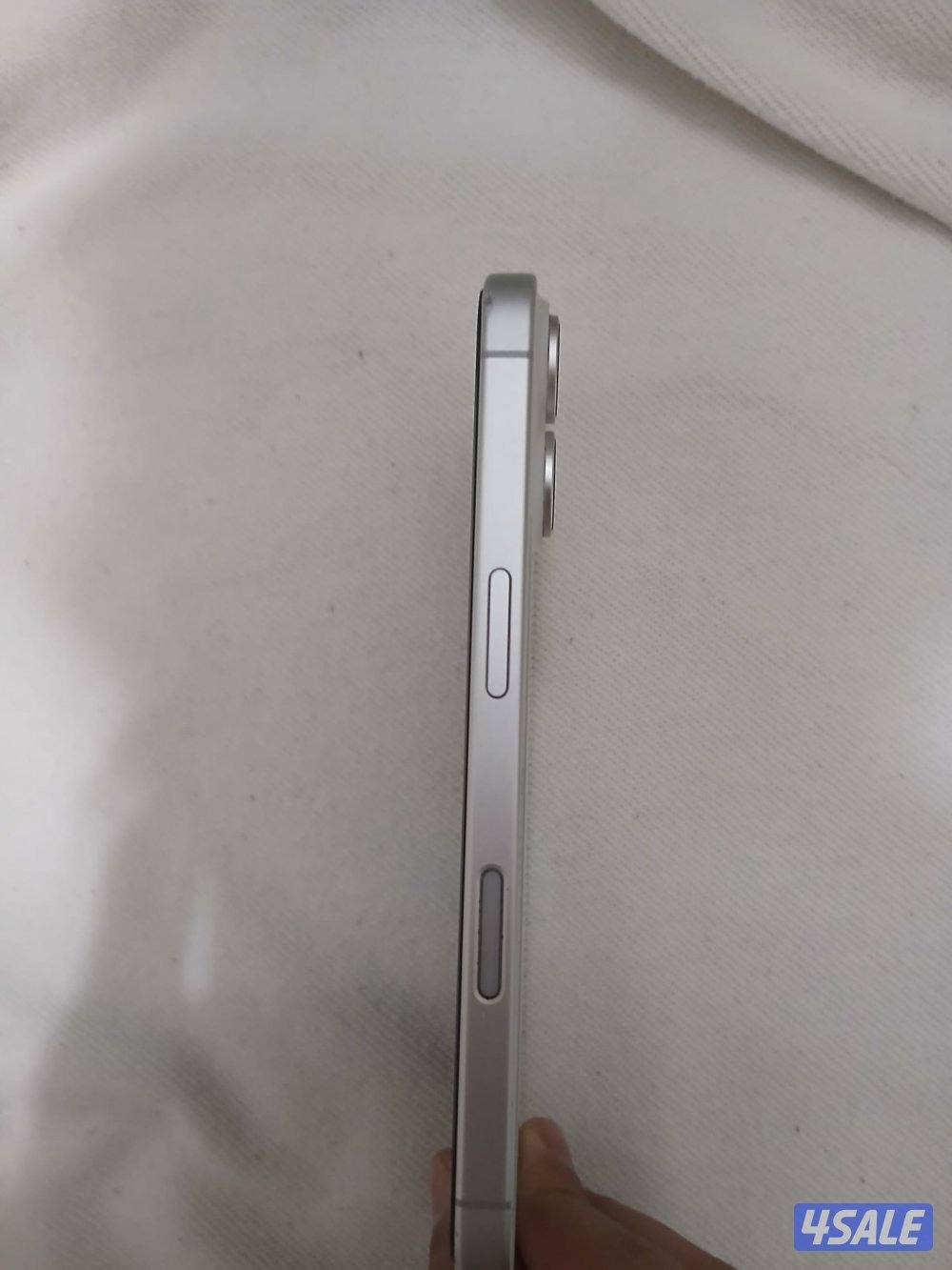 ايفون 16 ابيض 128 جيجا4