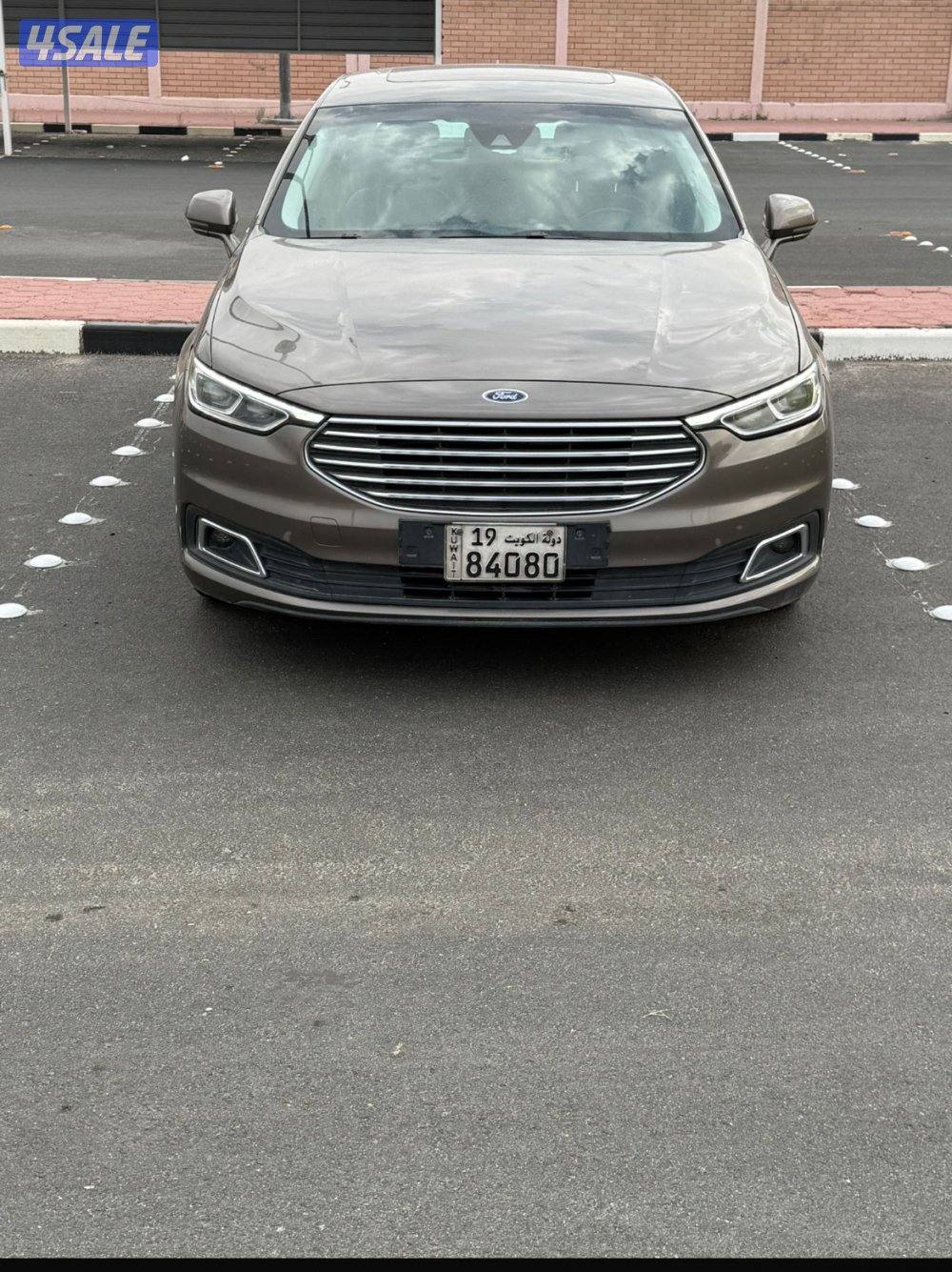 للبيع فورد تورس ٢٠٢١ شرط الفحص مكنيه وشاصي القير (ملاحظات)ماشيه١٦٠3