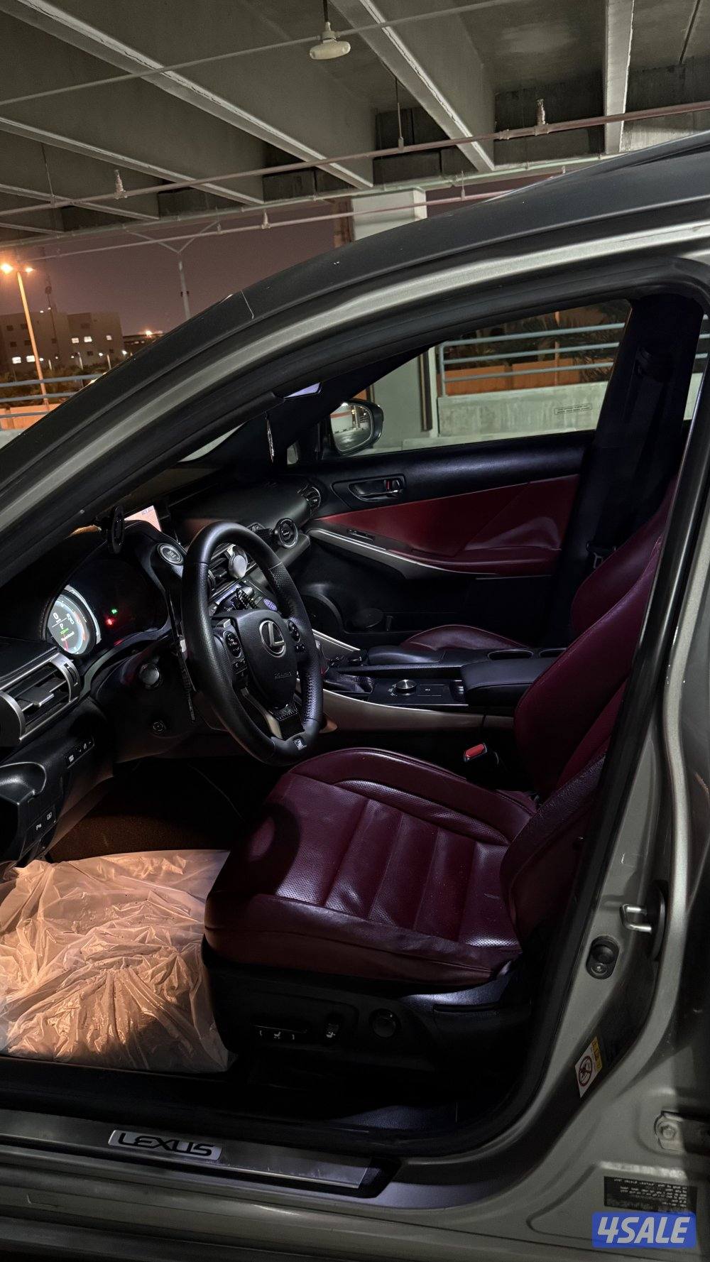 للبيع لكزس is350-SPORT موديل 2015 شرط الفحص6