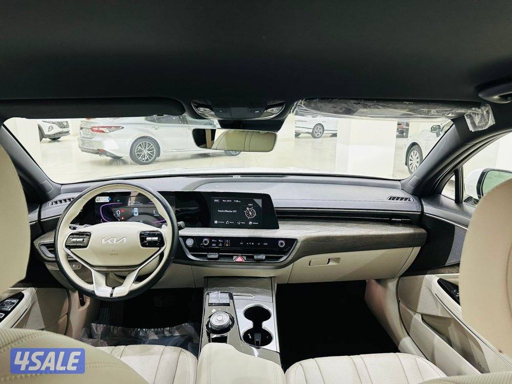 للبيع كـيــــا 3.5 K8 موديل 20246