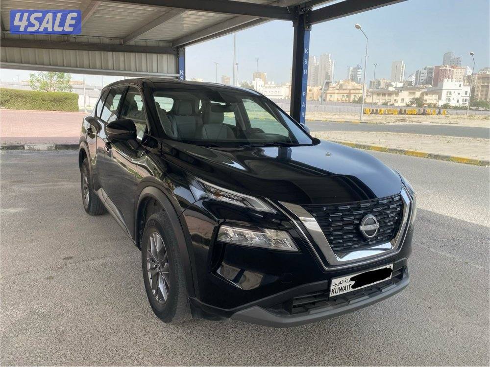 نيسان اكس تريل 2023 عداد40 الف سيرفس منتظم0