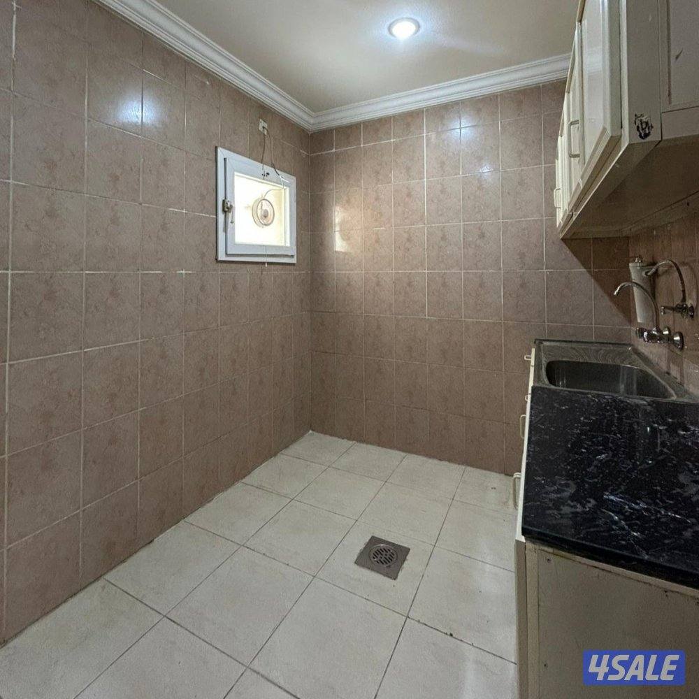 شقة سكنية للإيجار في ميدان حولي3