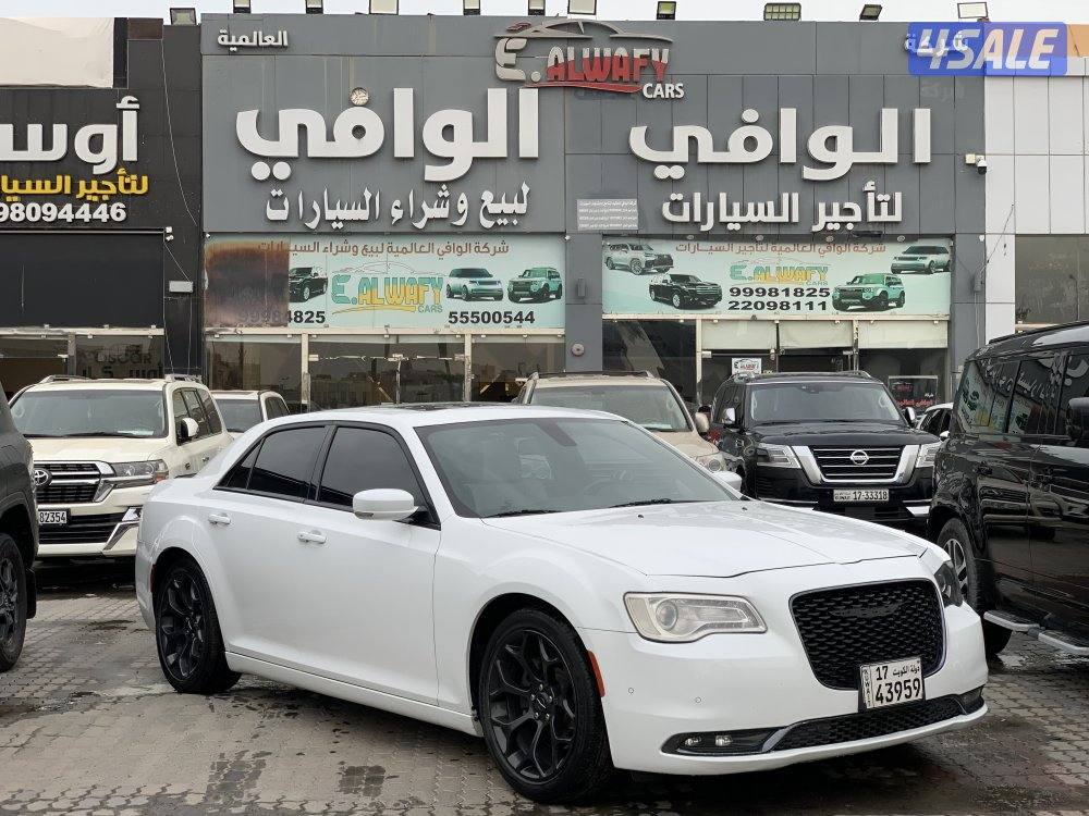 كرايزلر C300 V60