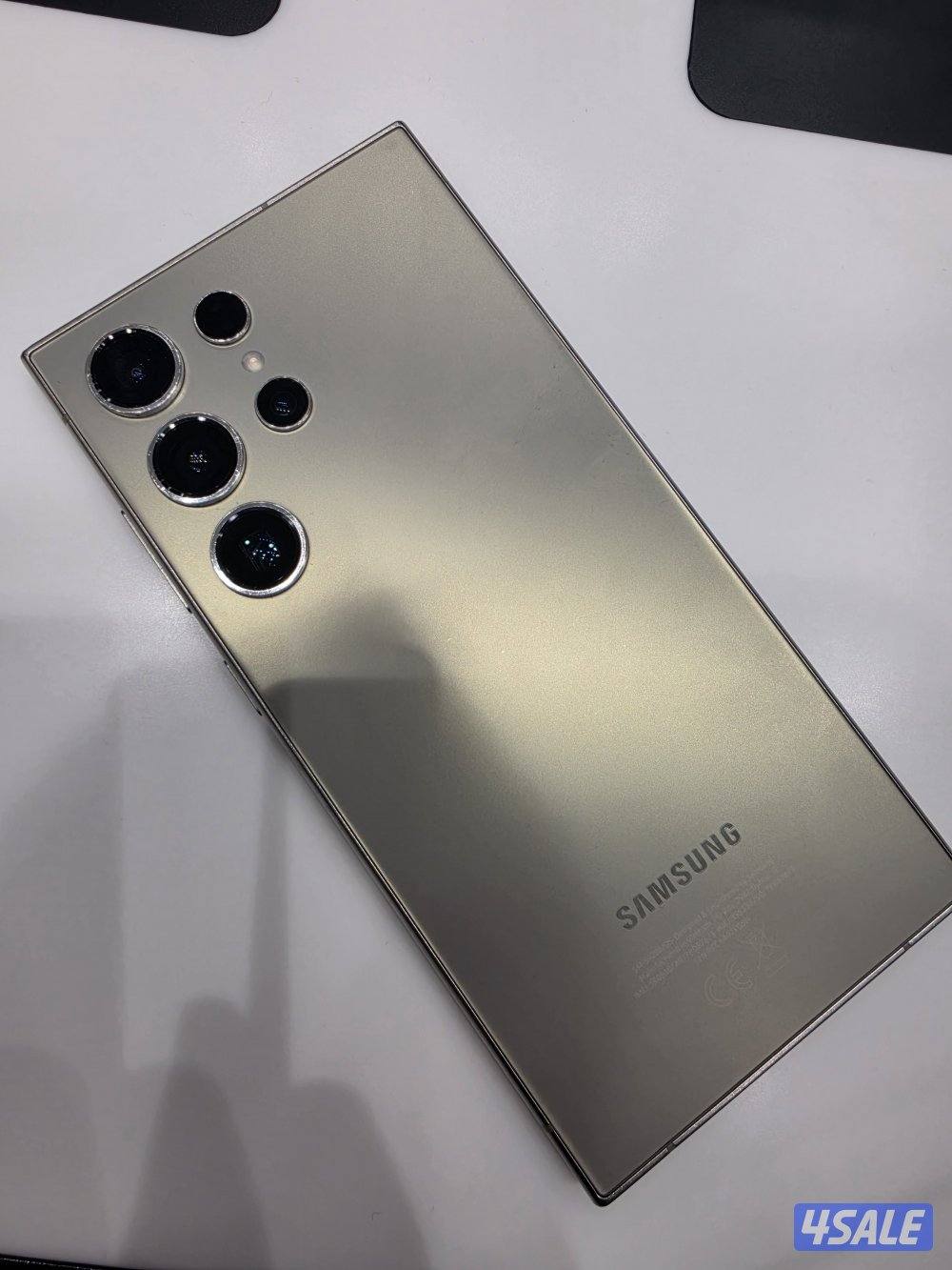 Samsung S24 Ultra 256gb0