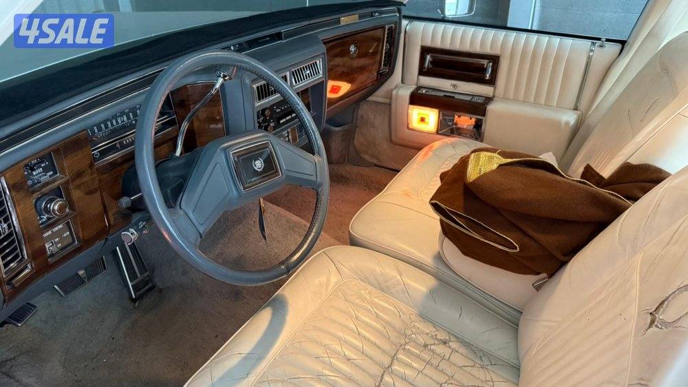 كاديلاك بروجهام  19876