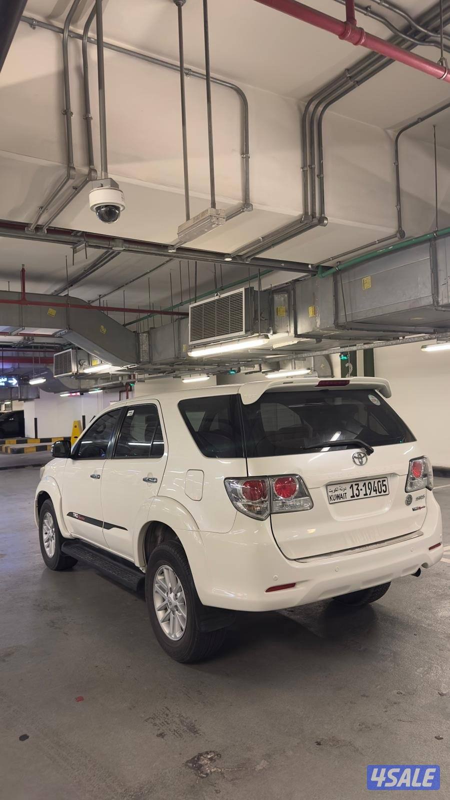 للبيع فورتنر4 سلندر دبل قير صبغ الوكاله بالكامل  شرط الفحص ماشي 1652