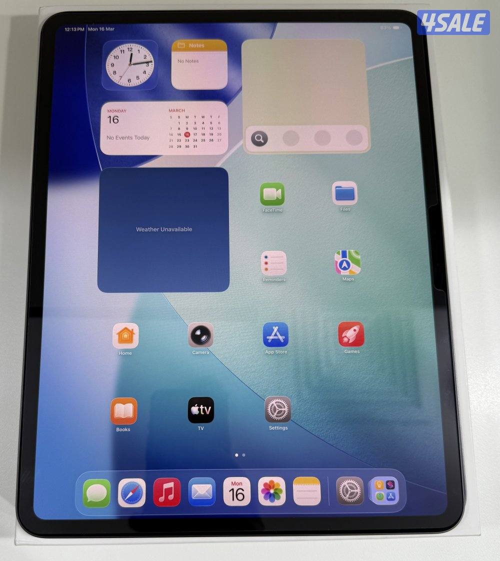 Apple iPad Pro 13” M5 256GB Wifi space Black 1 day Used Only.5