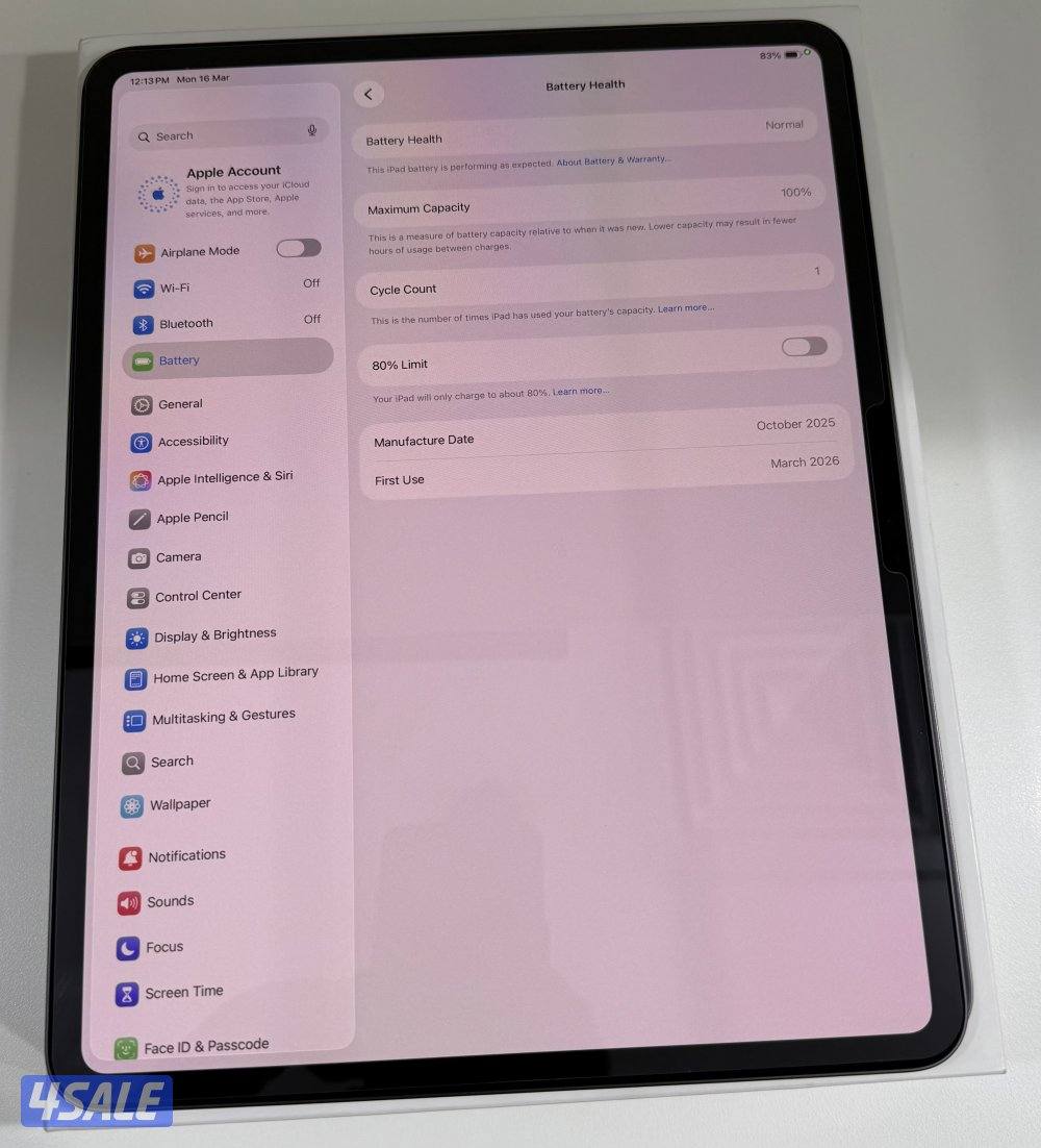 Apple iPad Pro 13” M5 256GB Wifi space Black 1 day Used Only.6