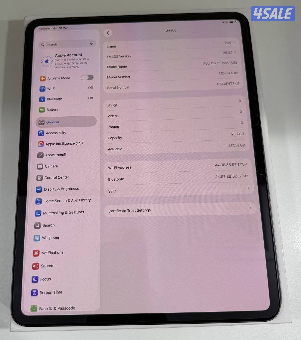 Apple iPad Pro 13” M5 256GB Wifi space Black 1 day Used Only.7