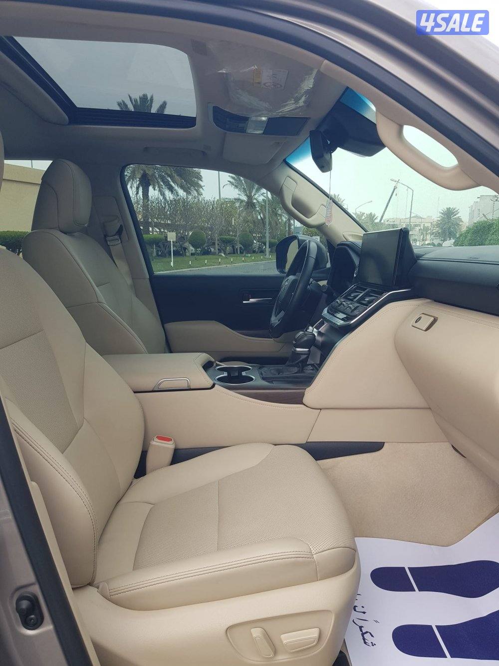 للبيع تويوتا لاندكروز AERO s s موديل 2024 عداد 27 صبغ وكالة تحت الكفال5