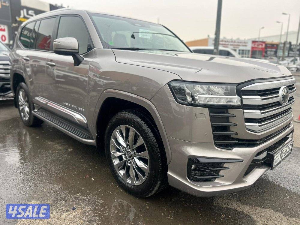 تويوتا لاند كروزر GX.R AEROs twin turbo.V6 موديل 2025 ماشى 3000 k.m1