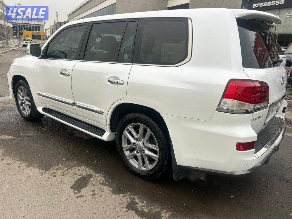 لكزس LX570 درجة اولى  موديل 2012 ماشى 258.000 k.m  وارد الساير3
