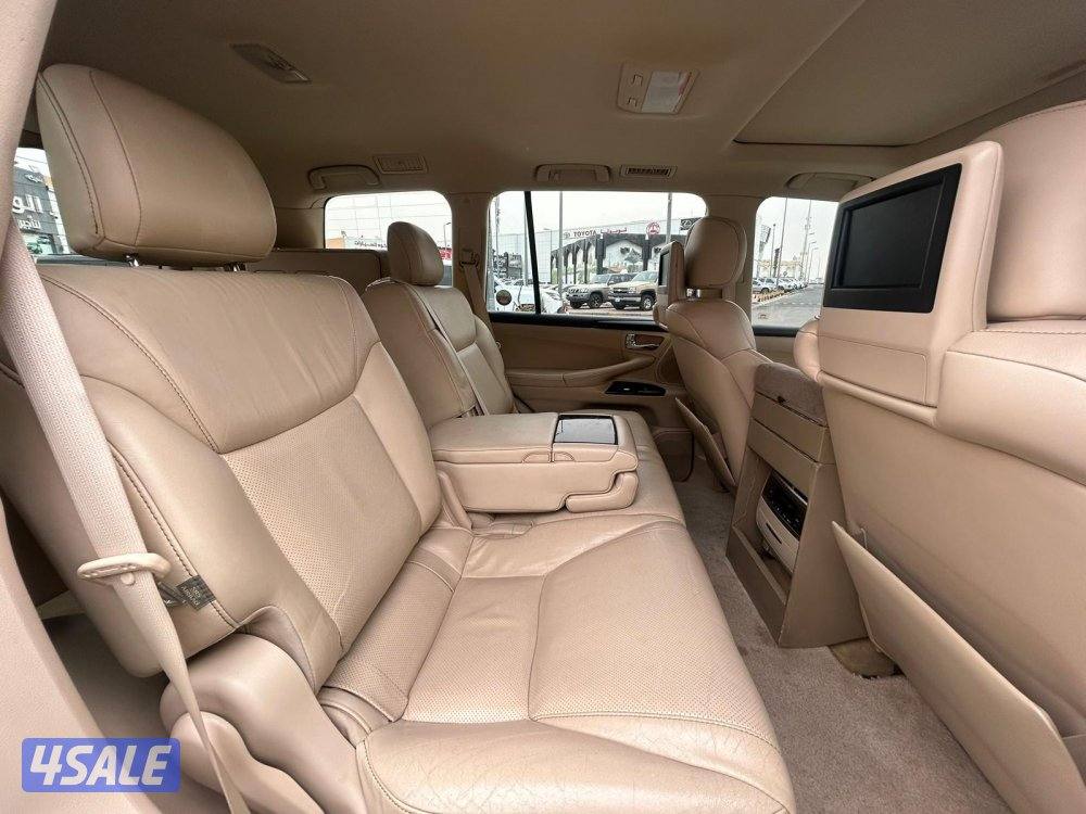 لكزس LX570 درجة اولى  موديل 2012 ماشى 258.000 k.m  وارد الساير4