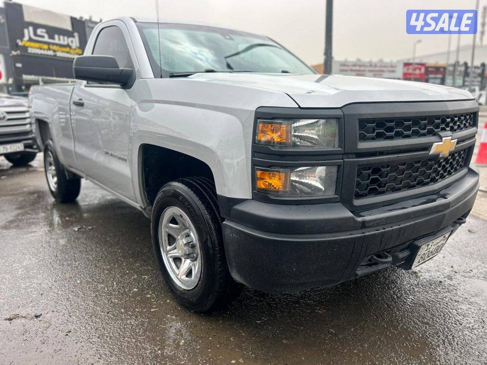 شيفرولية سلفرادو موديل 2015 ماشى 316.000 k.m  وارد الغانم .2