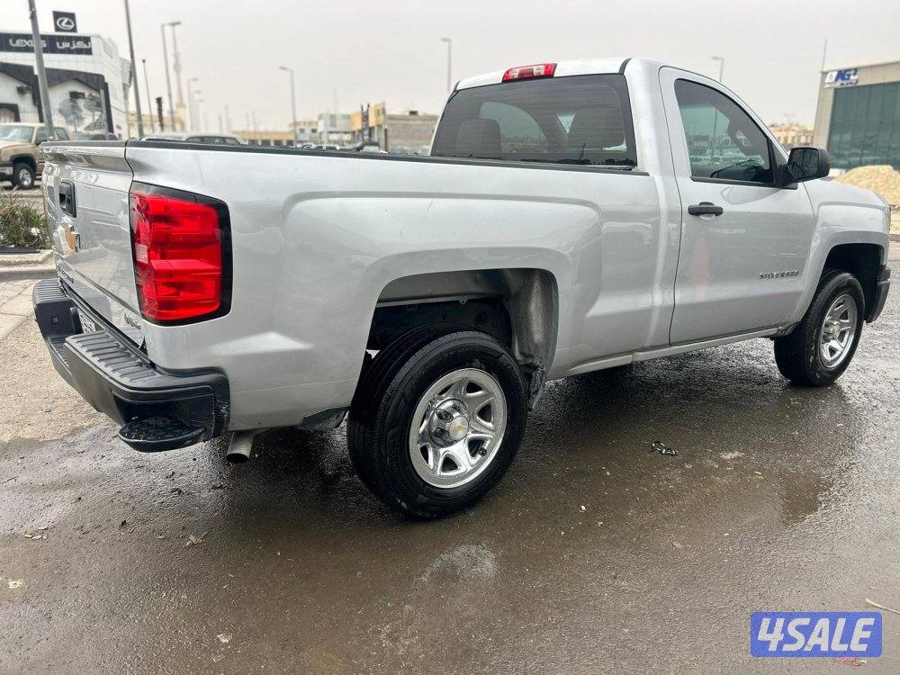 شيفرولية سلفرادو موديل 2015 ماشى 316.000 k.m  وارد الغانم .3