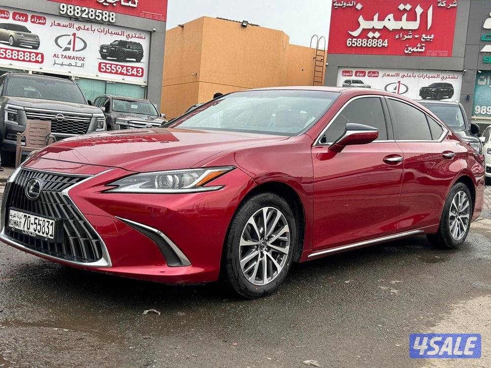 لكزس ES350 موديل 2023 ماشى 41.000 k.m  وارد الساير0