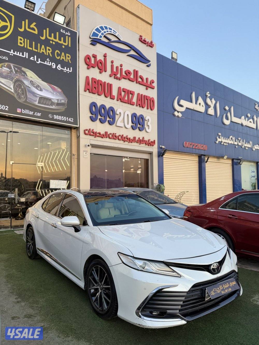 كامري 2023 شرط الفحص بلكامل بدي قطعتين بحالة وكالته2