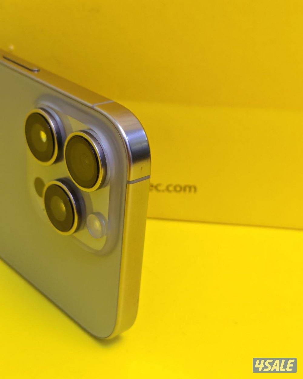 ايفون 16 برو – 512 جيجا – تيتانيوم طبيعي – نسبة البطارية 95% – مستعمل4