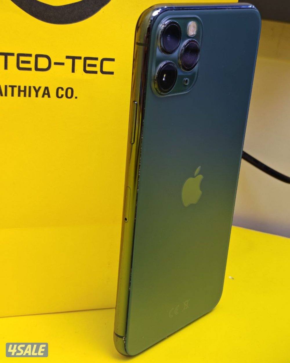 ايفون 11 برو ماكس – 256 جيجا – أخضر – نسبة البطارية 79% – مستعمل نظيف4