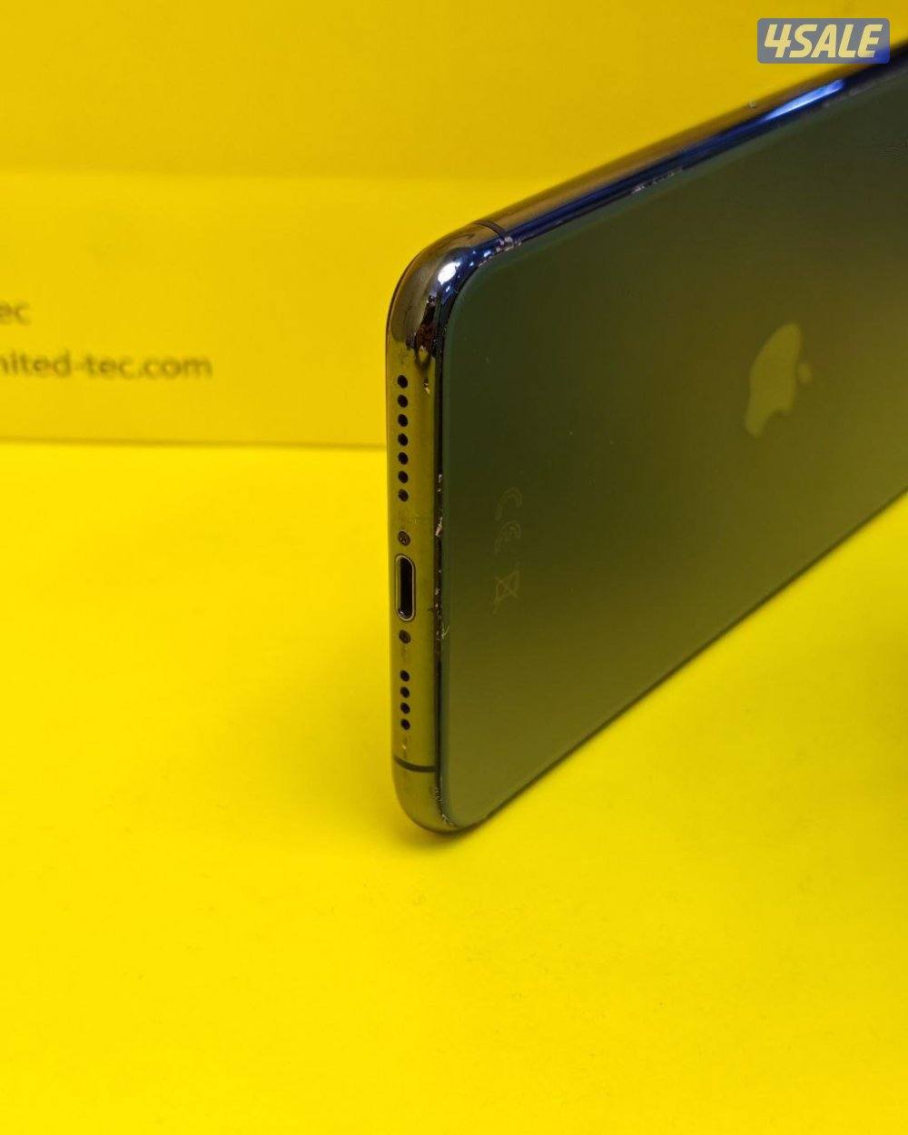 ايفون 11 برو ماكس – 256 جيجا – أخضر – نسبة البطارية 79% – مستعمل نظيف7