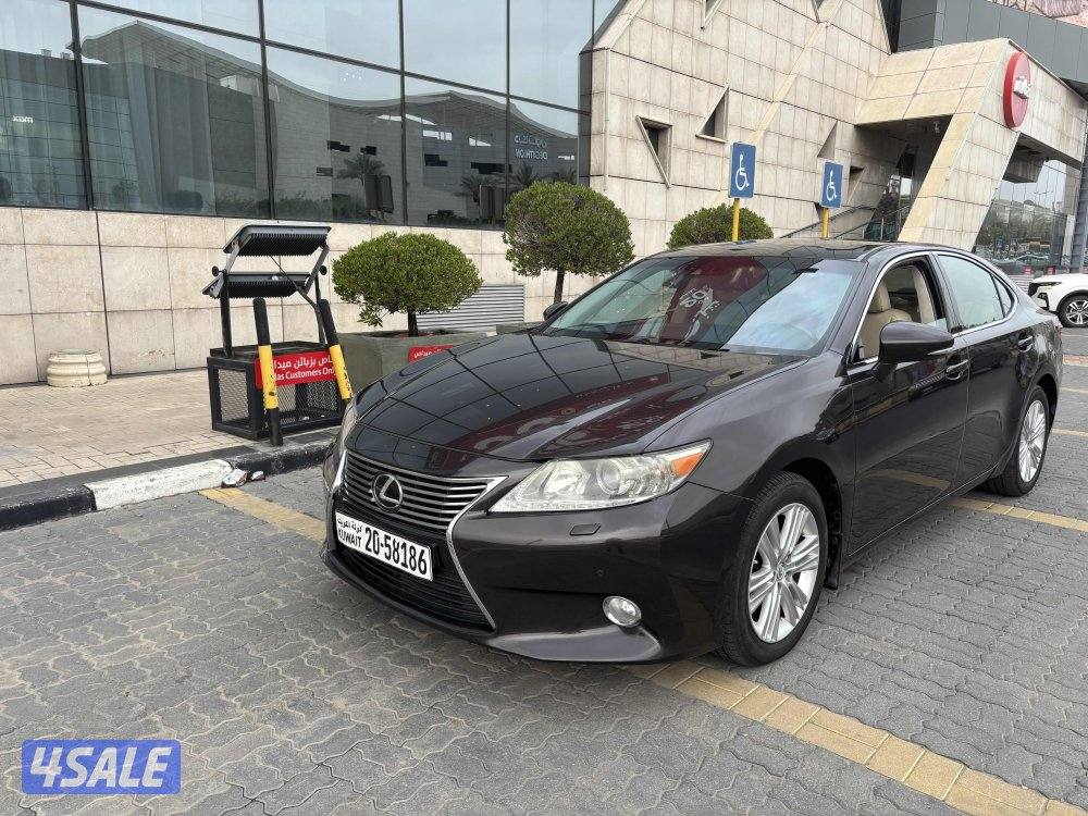 للبيع لكزز Es350  موديل 2013 بحاله ممتازه  سرفس وكاله7