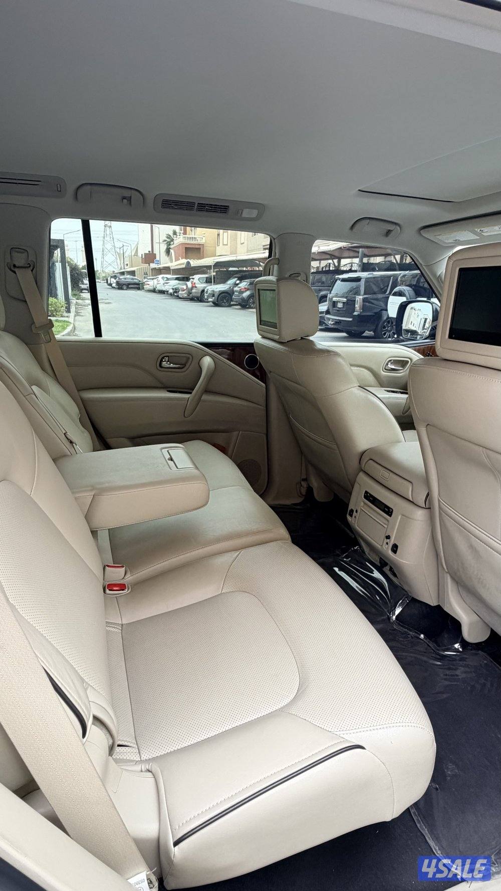 انفينيتي QX 80 بحالة ممتازه11