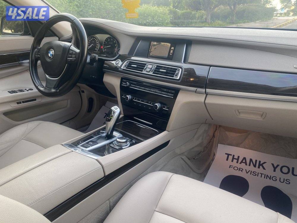 الغانم 2015 ماشيه 108 الف 730Li7