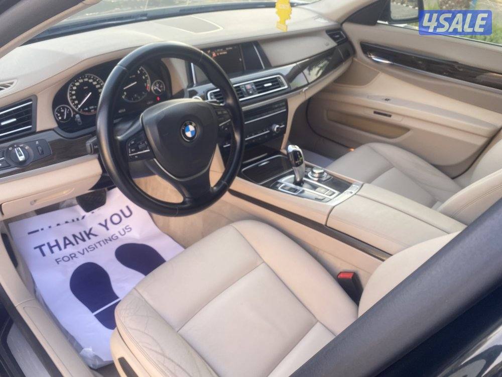 الغانم 2015 ماشيه 108 الف 730Li8