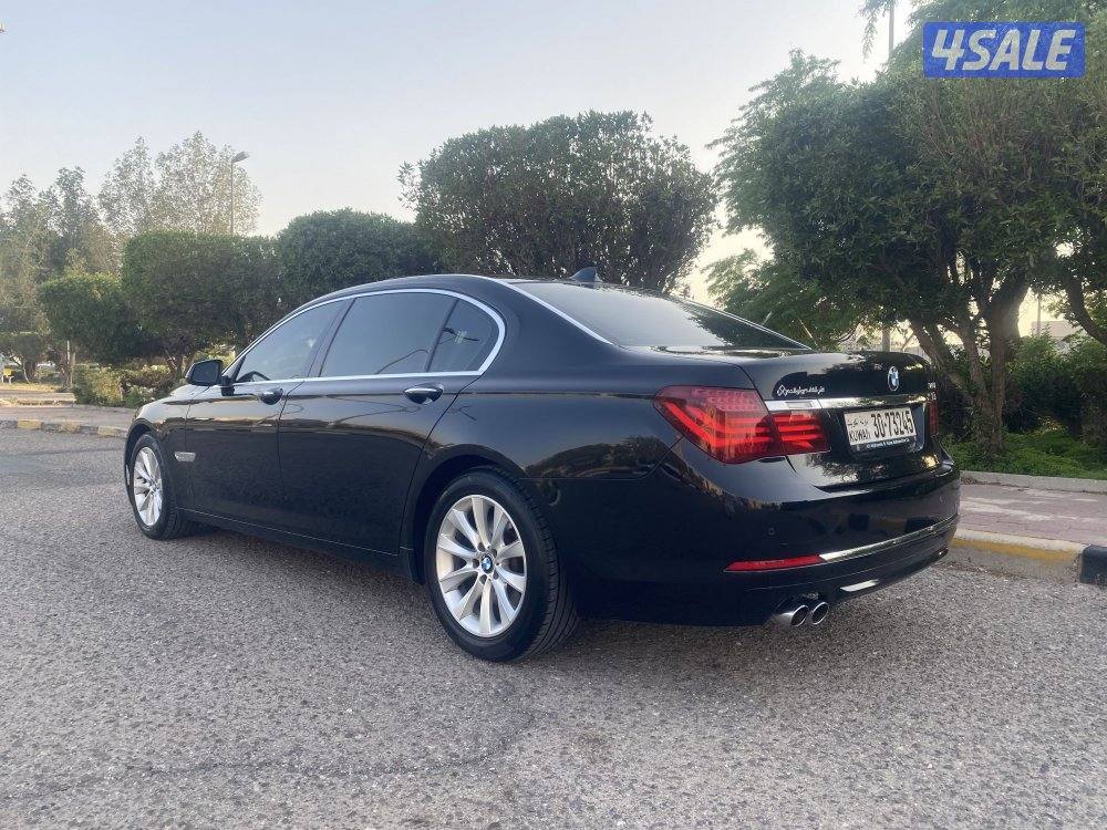 الغانم 2015 ماشيه 108 الف 730Li10